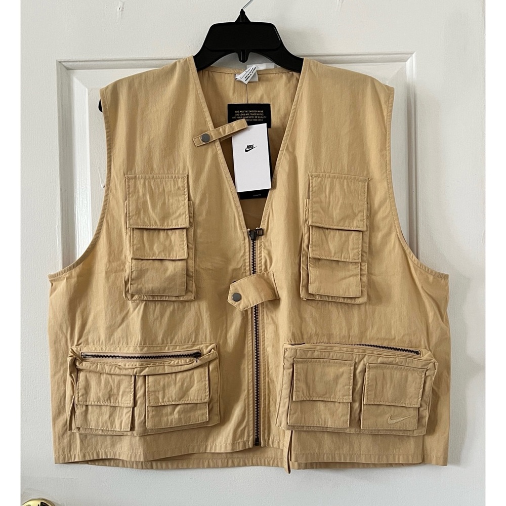 Nike Life Utility Vest Full Zip Cargo Pockets Sesame Beige FN3214-252 Size L